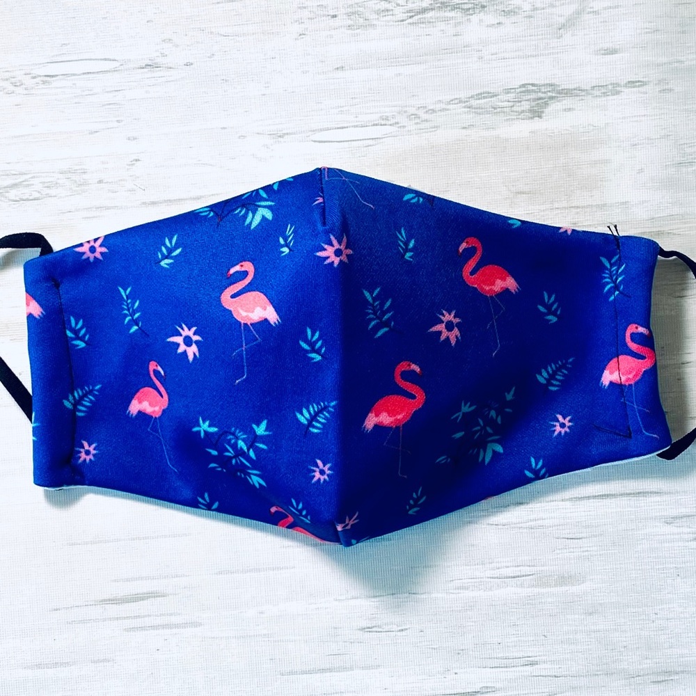 Flamingo print mask with PM 2.5 filter included